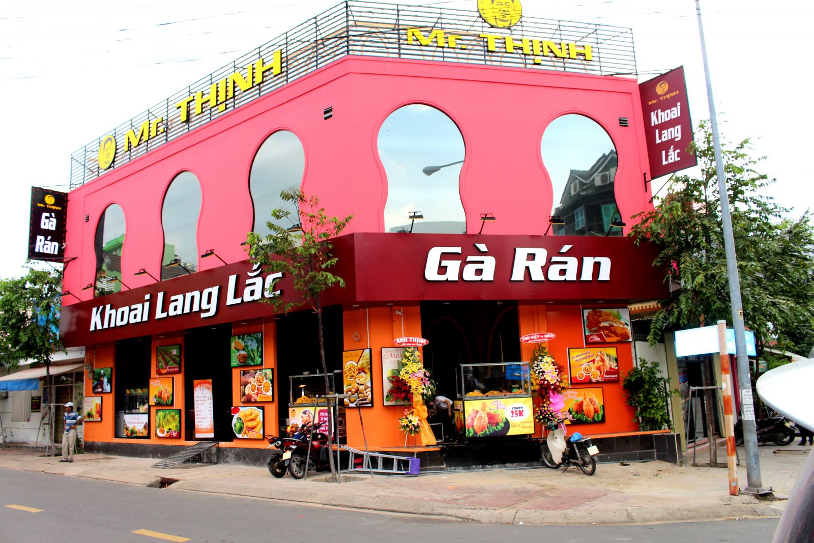 Cửa hàng Mr. Thịnh gà rán & Khoai lang lắc - 194 Lê Đức Thọ. Phường 6, Quận Gò Vấp, 194 Lê Đức Thọ, Phường 6, Quận Gò Vấp, Thành phố Hồ Chí Minh