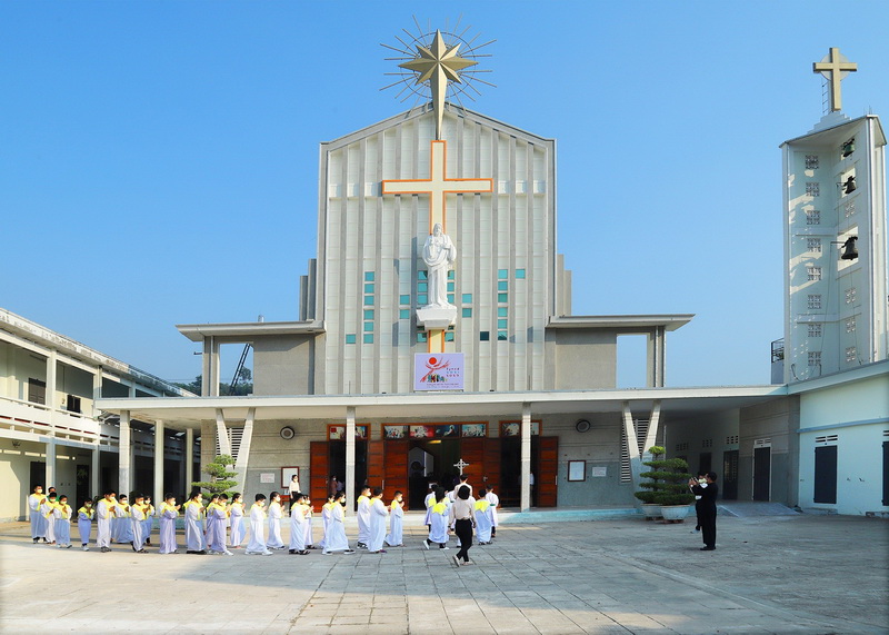 GIÁO XỨ QUI ĐỨC, GIÁO HẠT TUY HÒA, GIÁO PHẬN QUI NHƠN, 946 TRẦN HƯNG