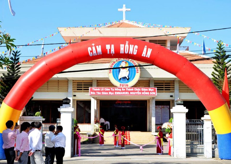 Giáo xứ Văn Hải - Giáo hạt Long Khánh, Giáo Phận Xuân Lộc, Khu Văn Hải , Thị trấn Long Thành, Huyện Long Thành, Tỉnh Đồng Nai