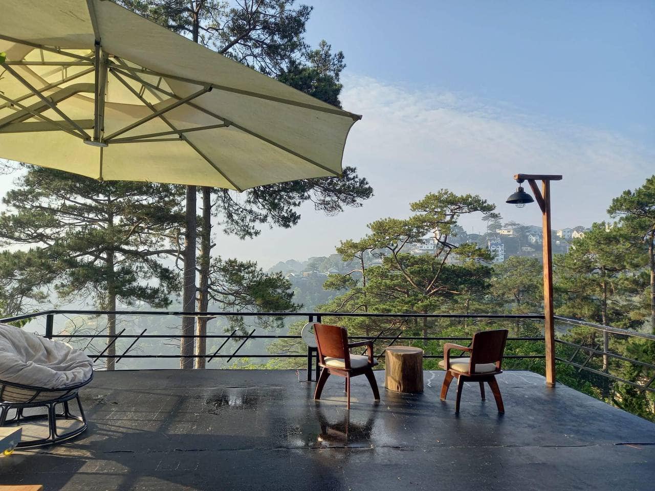 Cafe Roly Poly, 2/18 Khởi Nghĩa Bắc Sơn , Phường 10, Thành phố Đà Lạt, Tỉnh Lâm Đồng